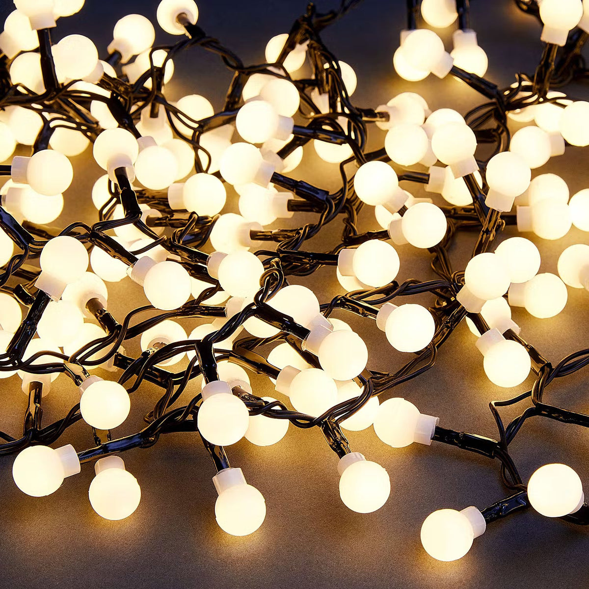 WHITE BULBS LED-Lichterkette